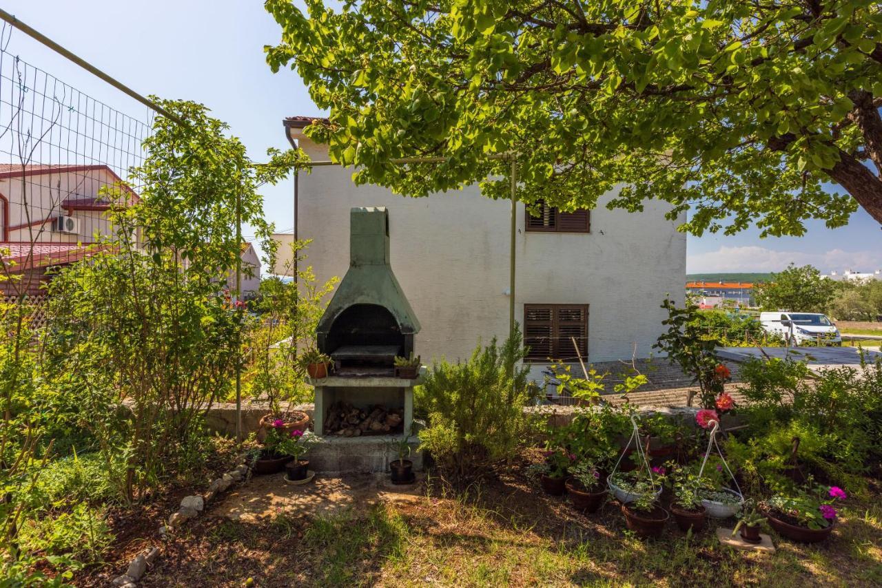 Apartment Kreso Punat Exterior photo