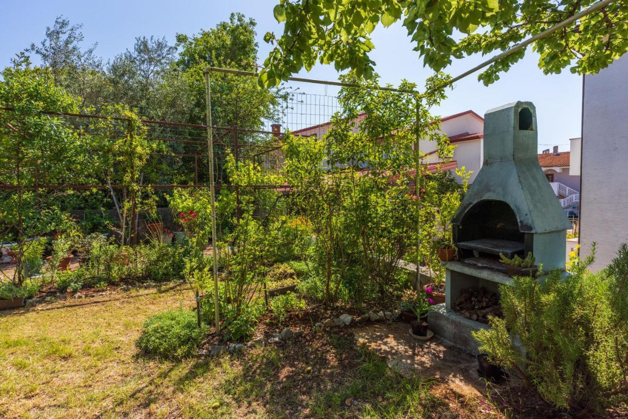 Apartment Kreso Punat Exterior photo